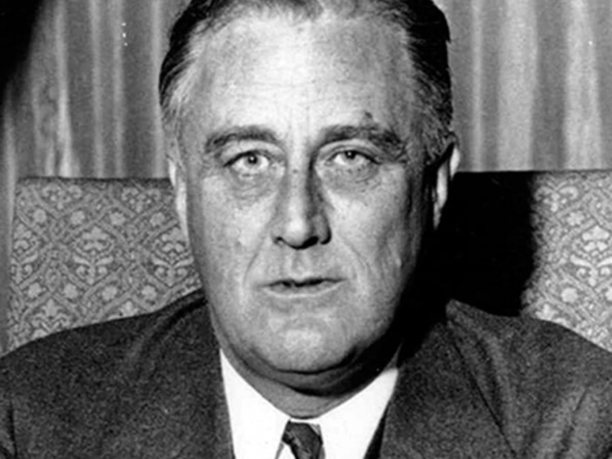 for how many of the hundred days did president franklin roosevelt order the u s banks closed