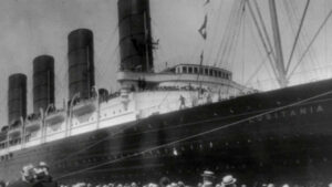 what nationality was the lusitania that sunk by a german submarine in 1915
