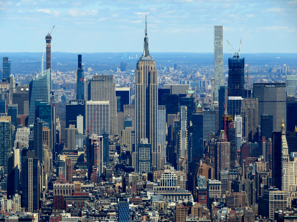 what was the tallest building in the world before the empire state building was opened