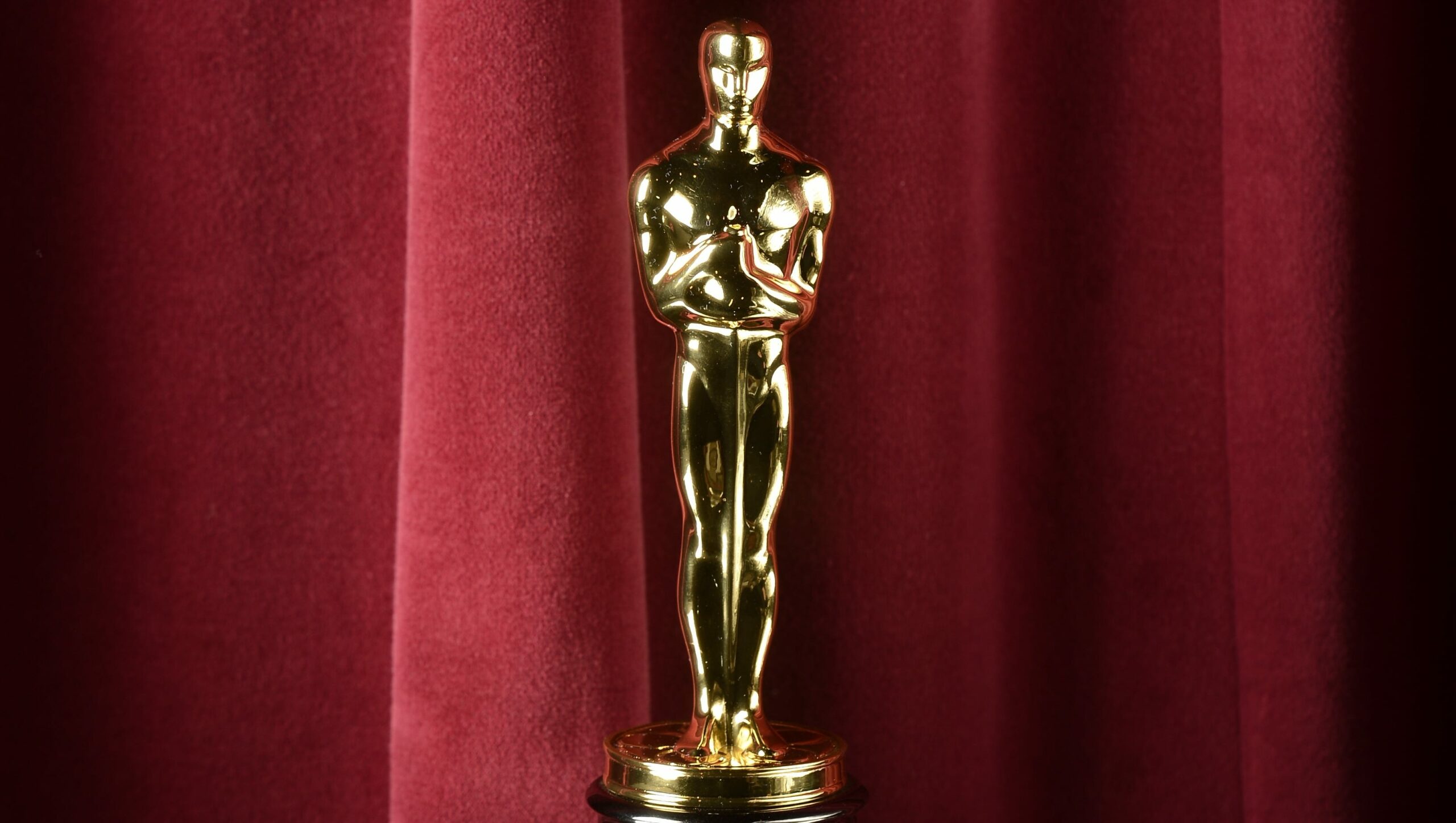 who created the academy award statuette