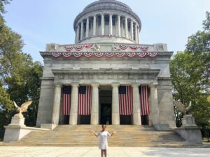 who is buried in grants tomb